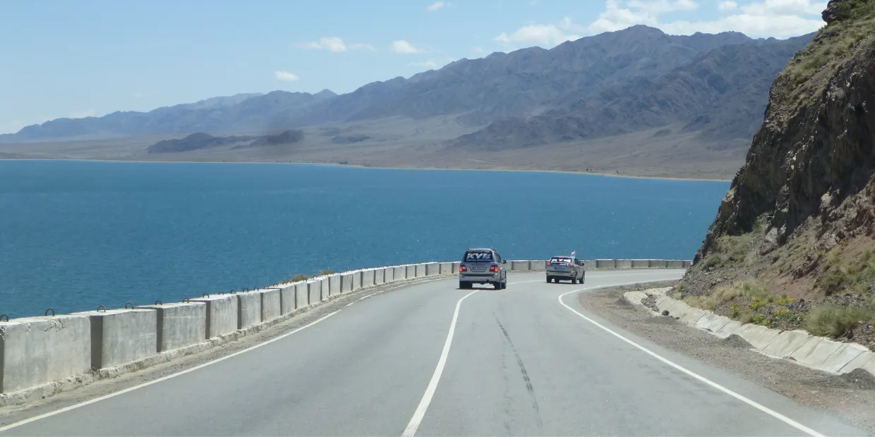 Трассу Корумду – Балбай Баатыр на Иссык-Куле расширят до четырех полос