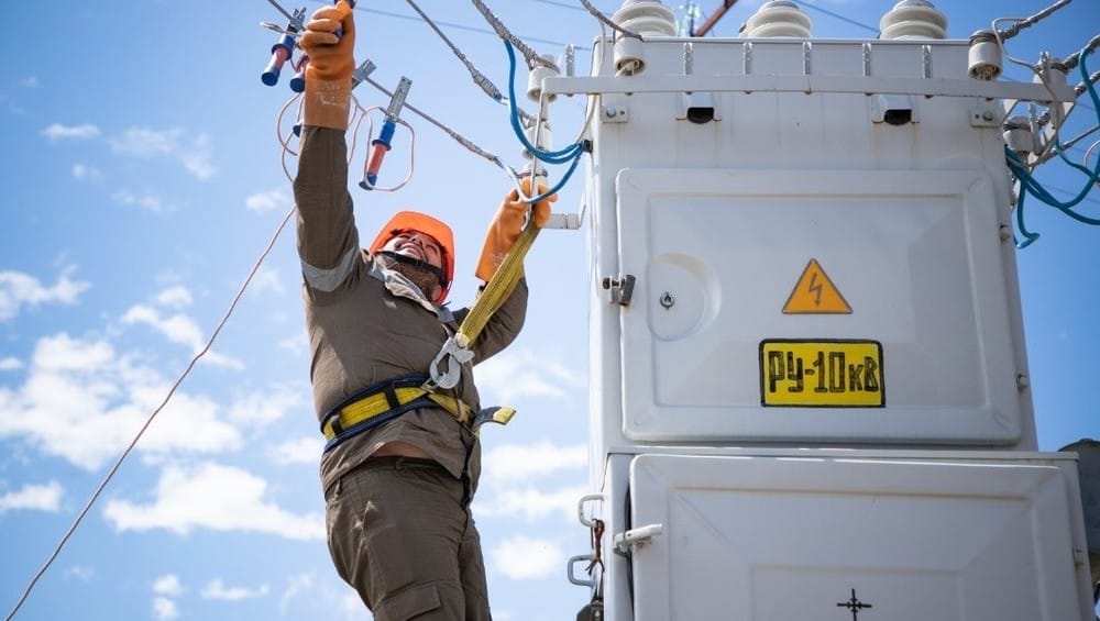 Столичные энергетики заменят более 90 км старых проводов на СИП