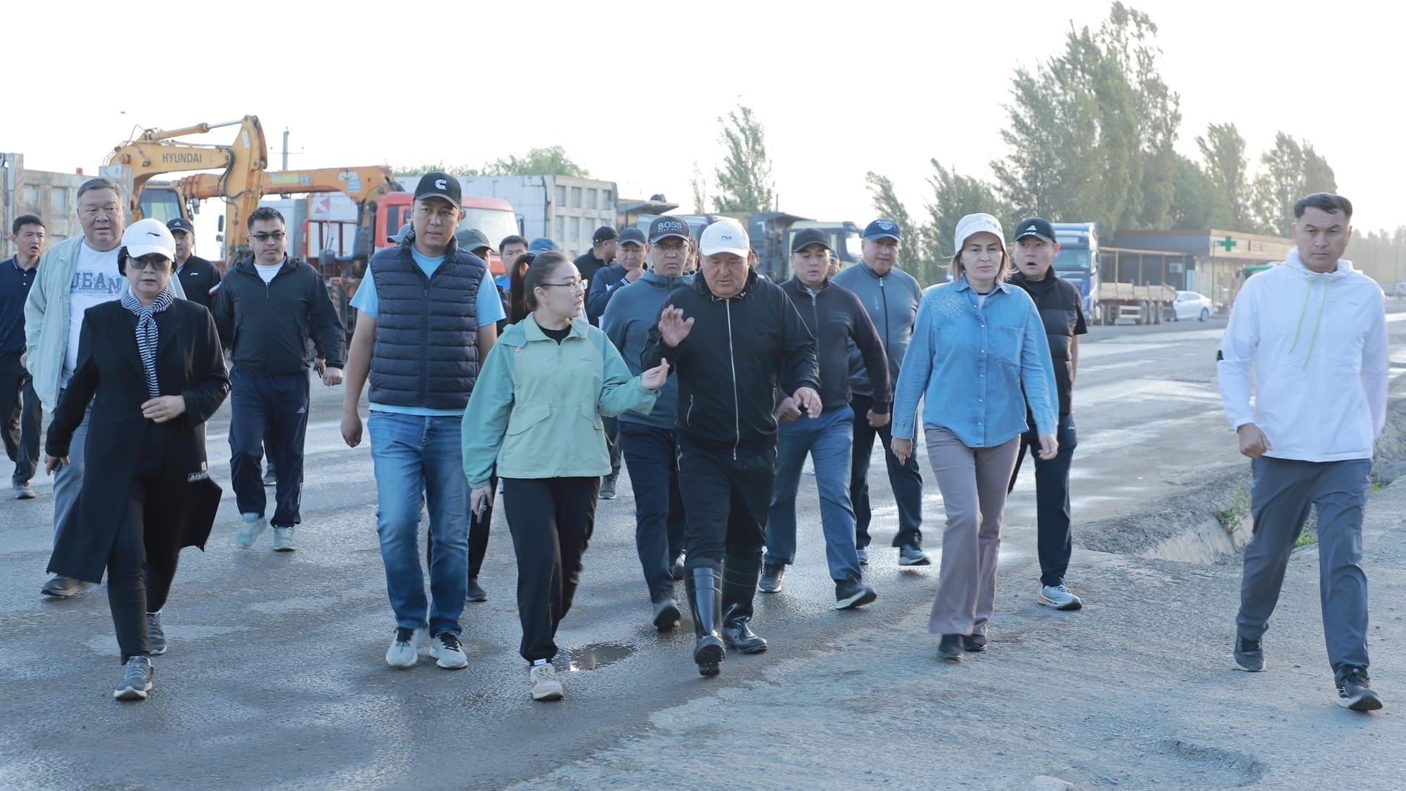 Мэр Оша поручил ускорить строительство авторынка «Жапалак»