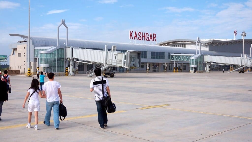 Новый маршрут в Китай: Кыргызстан обсудил с Пекином запуск рейса Бишкек — Кашгар