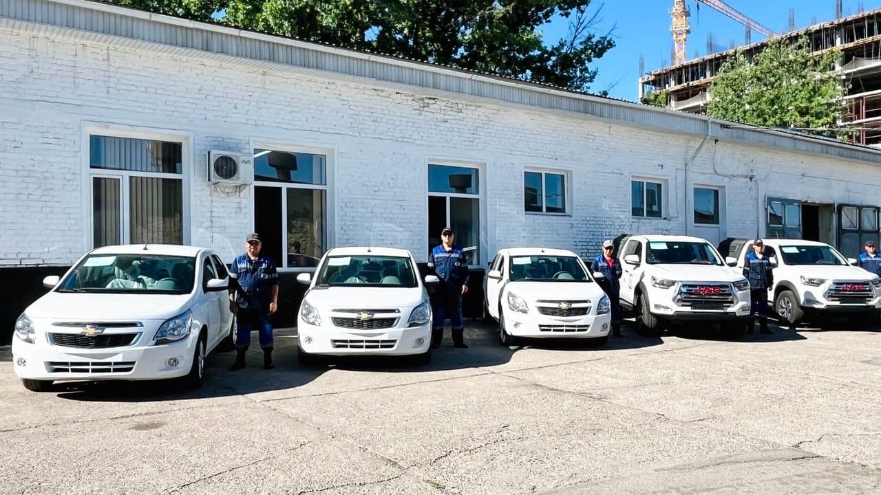 Столичные энергетики получили шесть новых автомобилей