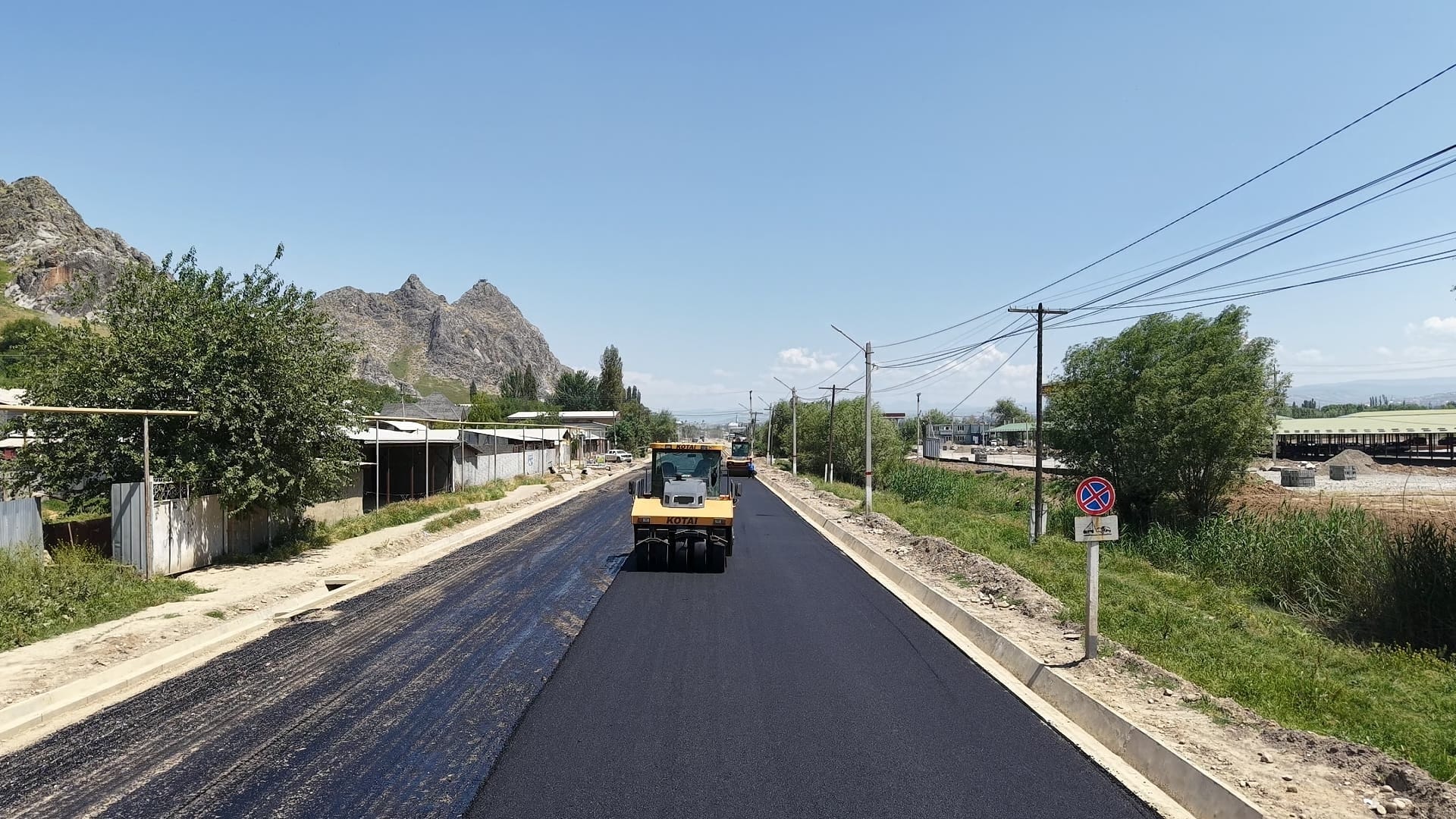В Оше временно закрыты четыре улицы из-за укладки асфальта