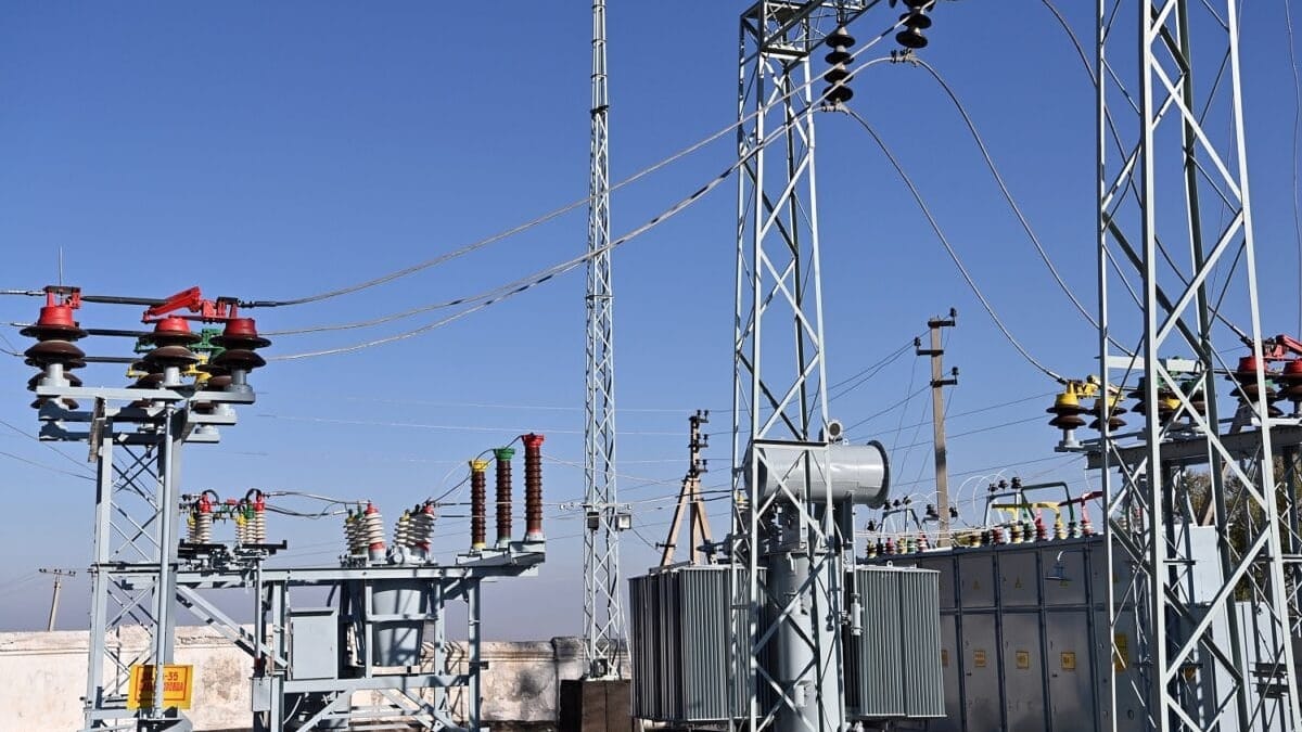 В Оше в 2025 году построят шесть энергообъектов и отремонтируют 14 зданий – список Минэнерго