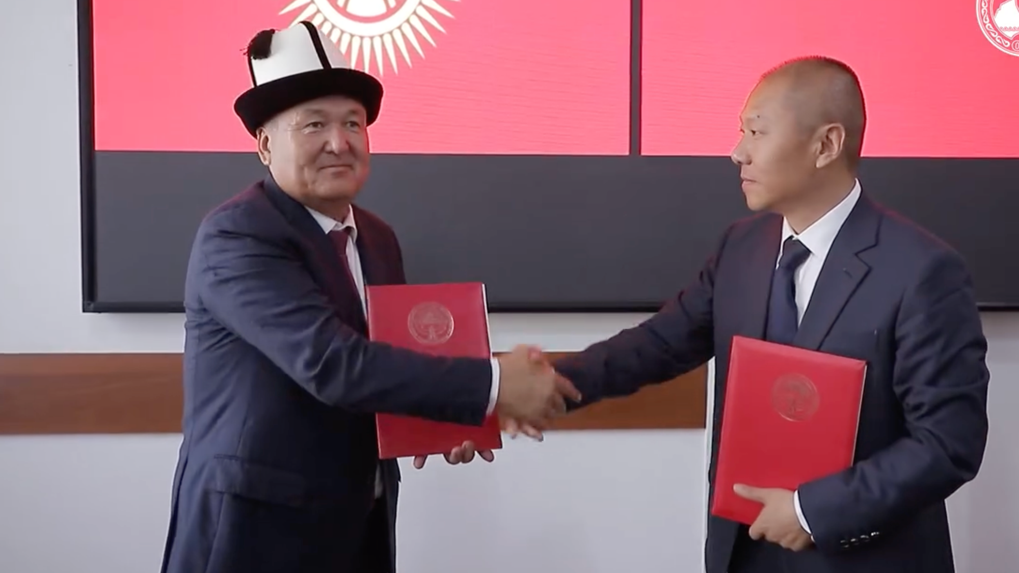 Компания из Китая построит в Оше 520 домов для переселения жителей, чьи дома попадают под снос