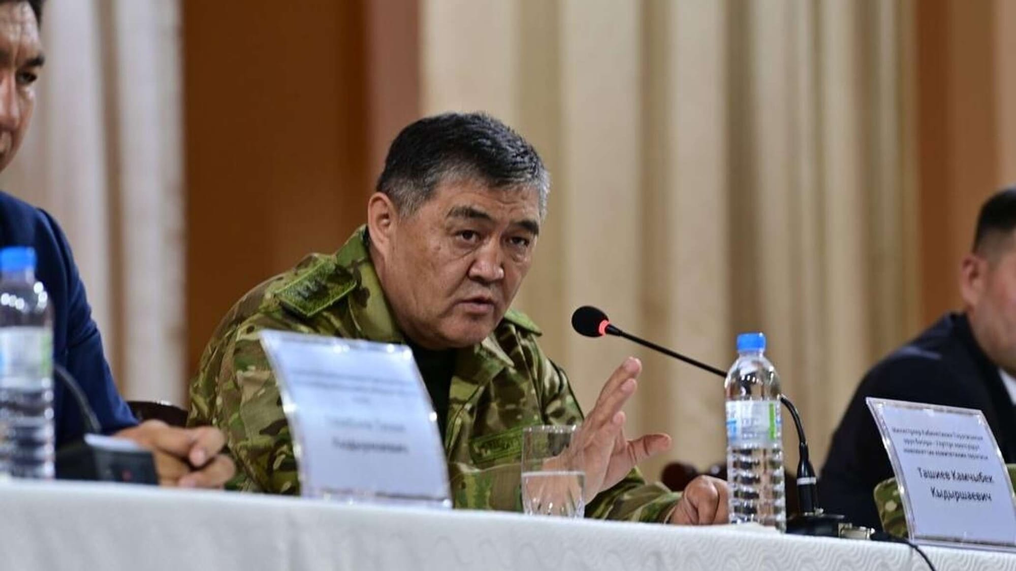 Ташиев поручил министру транспорта работать в камуфляже до конца сезона