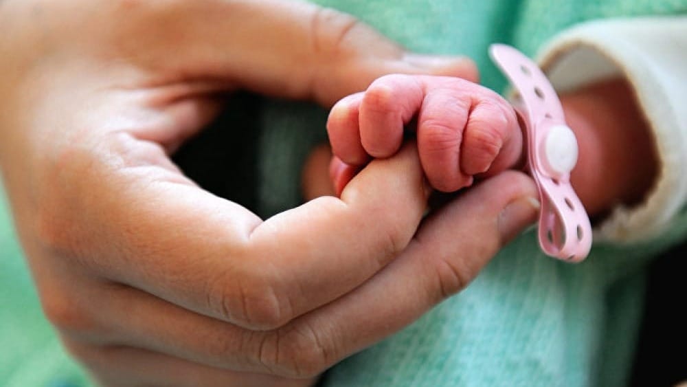 На пособие «Балага сүйүнчү» выделено почти 179 млн сомов с начала года