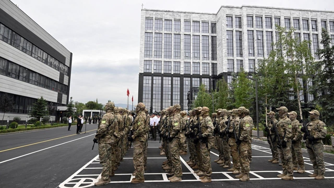 В Бишкеке открыли новое здание центрального аппарата ГКНБ