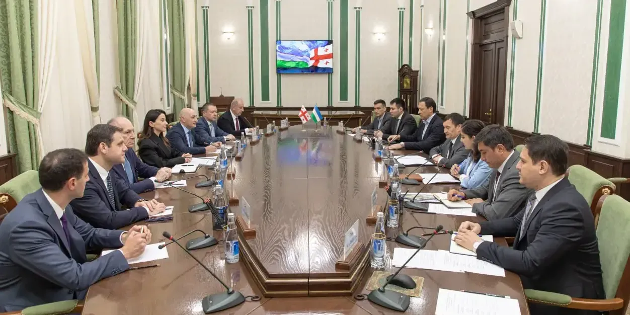 Узбекистан и Грузия обсудили сотрудничество в сфере транспорта. Фото: Минтранс РУз.