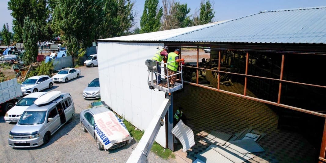 Демонтаж объектов по ул. Профсоюзной. Фото: мэрия Бишкека.