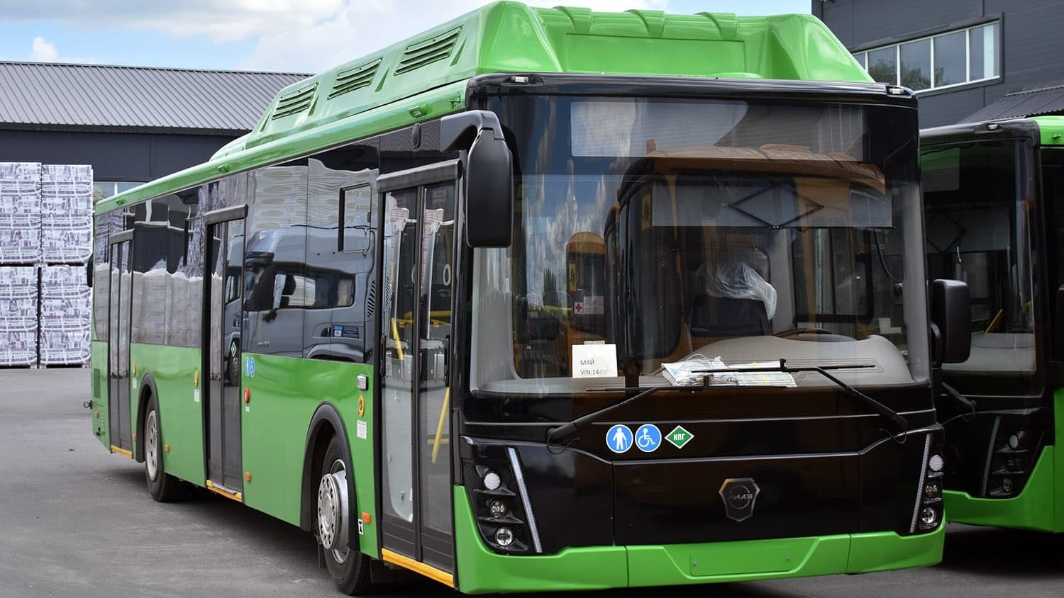 Мэрия Нарына закупит 13 новых автобусов на 123 млн сомов