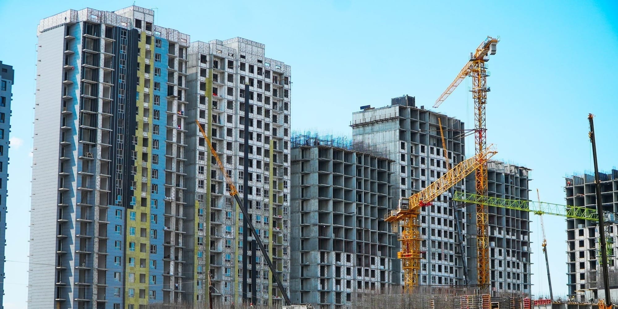 Строительную отрасль КР полностью переведут на цифровой формат - начинается второй этап реформ