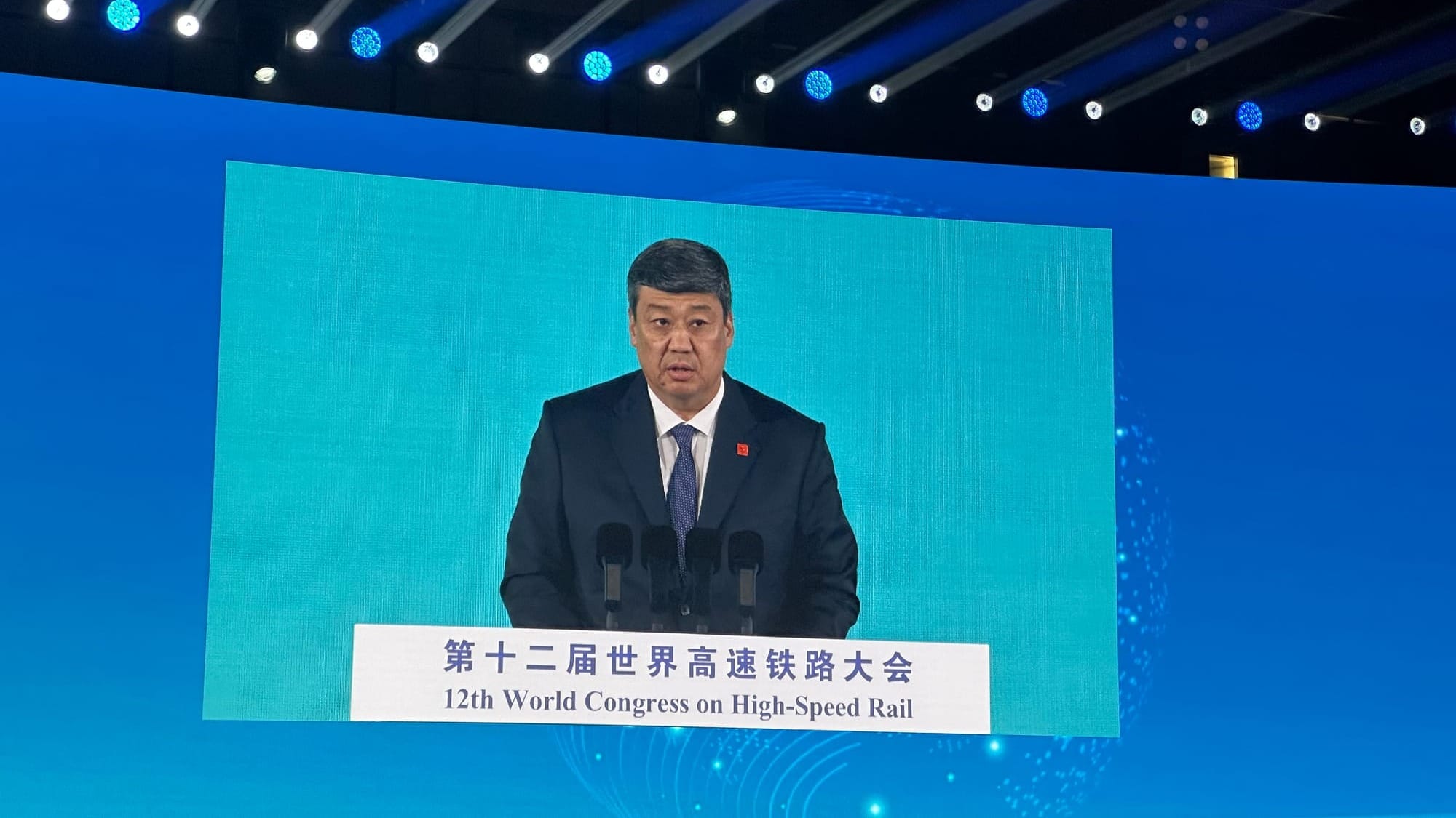 Торобаев: В перспективе возможно строительство железной дороги Аксу – Бедель – Балыкчы