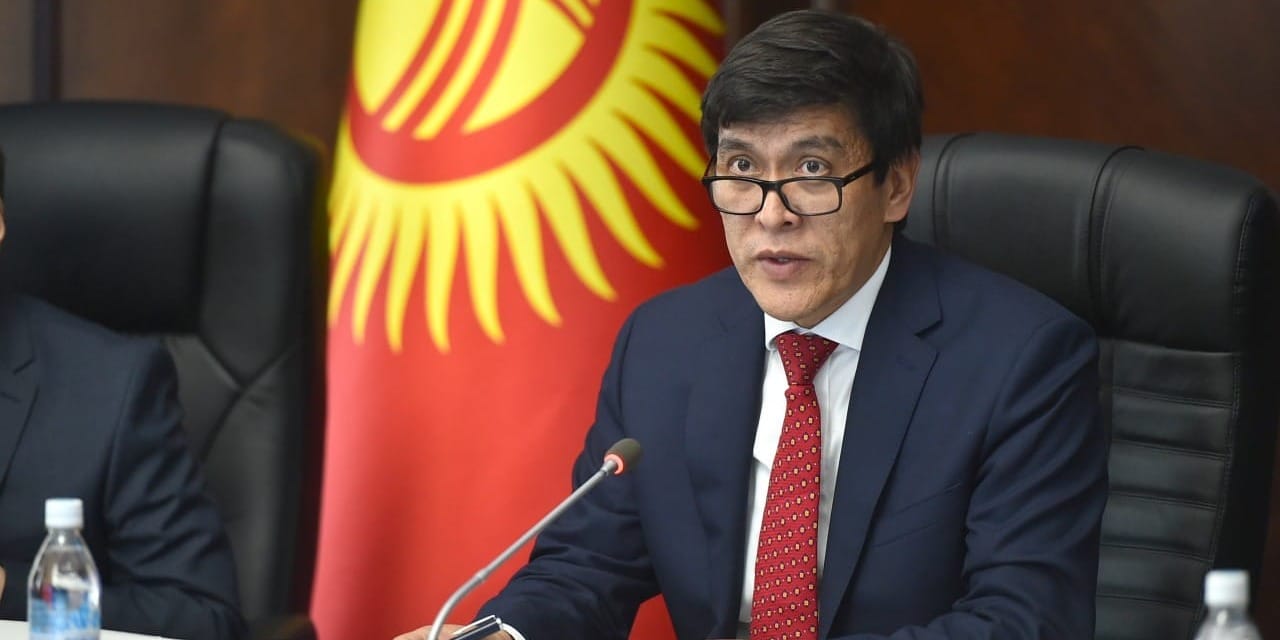 Байсалов анонсировал трехкратный рост зарплат, пенсий и пособий в Кыргызстане в течение 10 лет