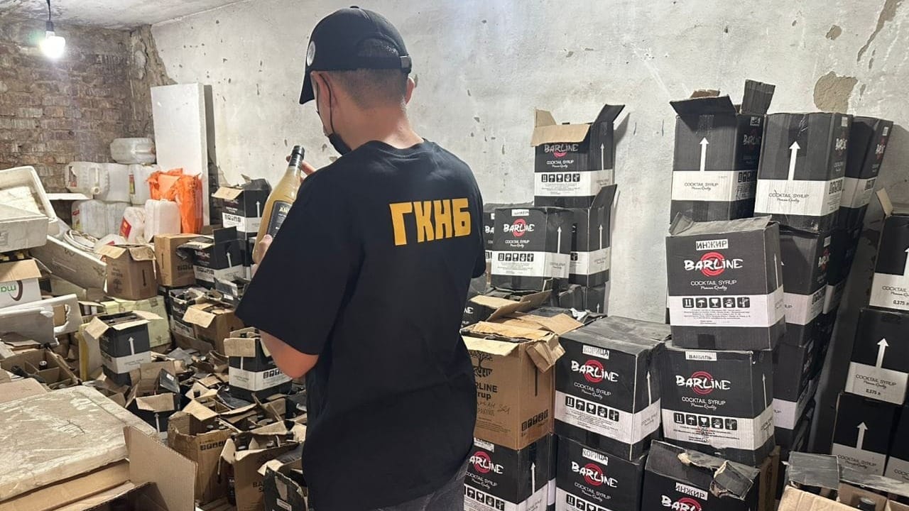 ГКНБ пресек оборот фальсифицированных «элитных» продуктов питания