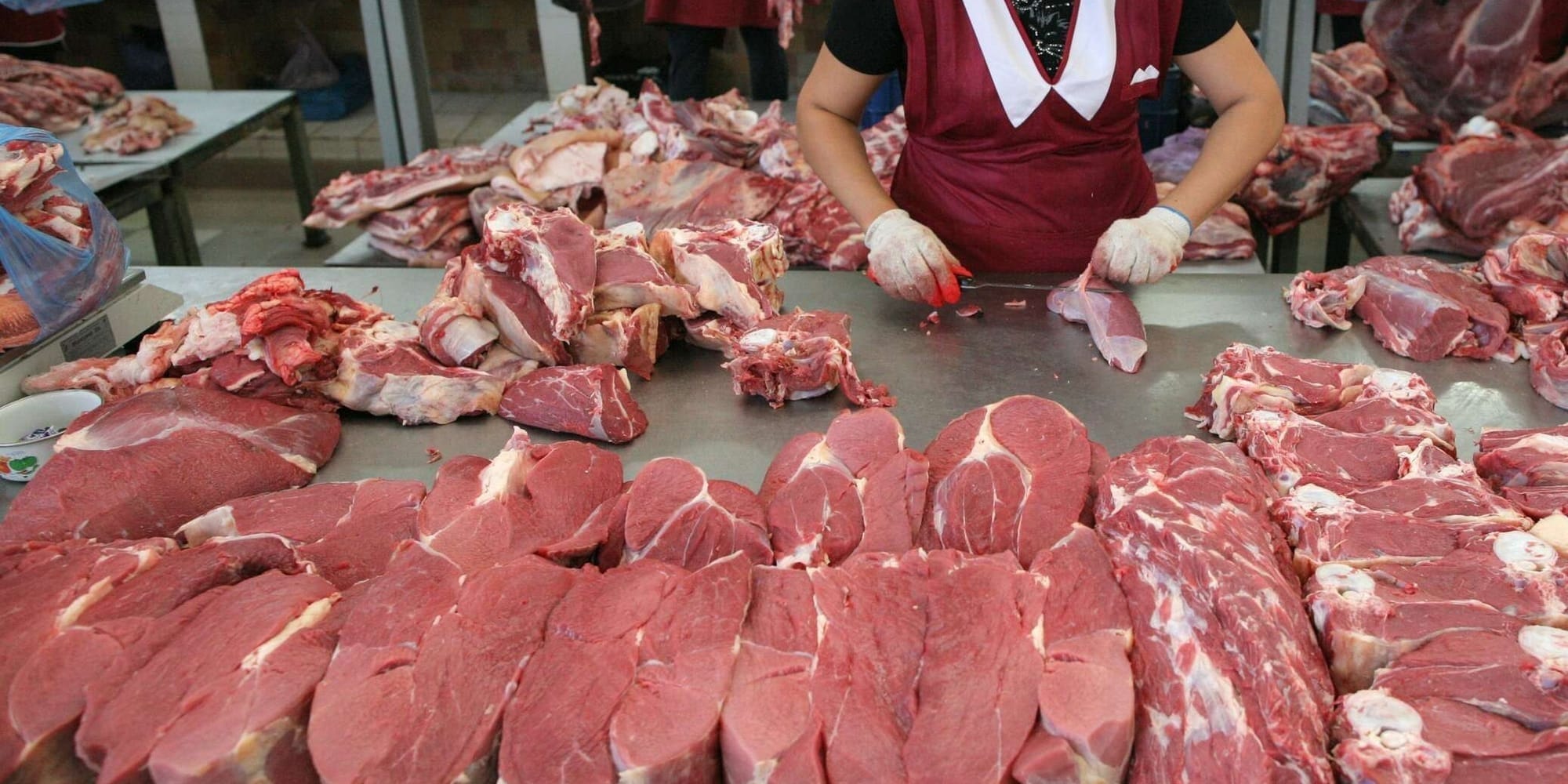 В Токмоке проверили, не завышают ли цены на мясо