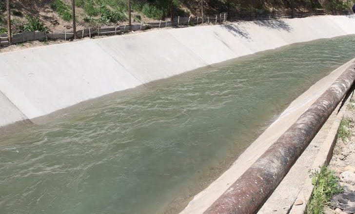 Ирригационный канал Араван Ак-Буура. Фото: www.