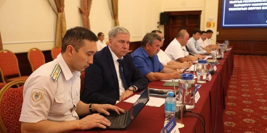 Консультативный совет предложили улучшить налоговую и таможенную политику для инвесторов