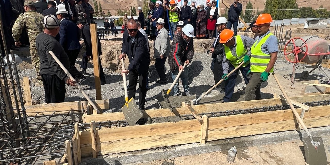 Минэнерго привлекло инвестора для строительства школы в Сулюкте за 165 млн сомов