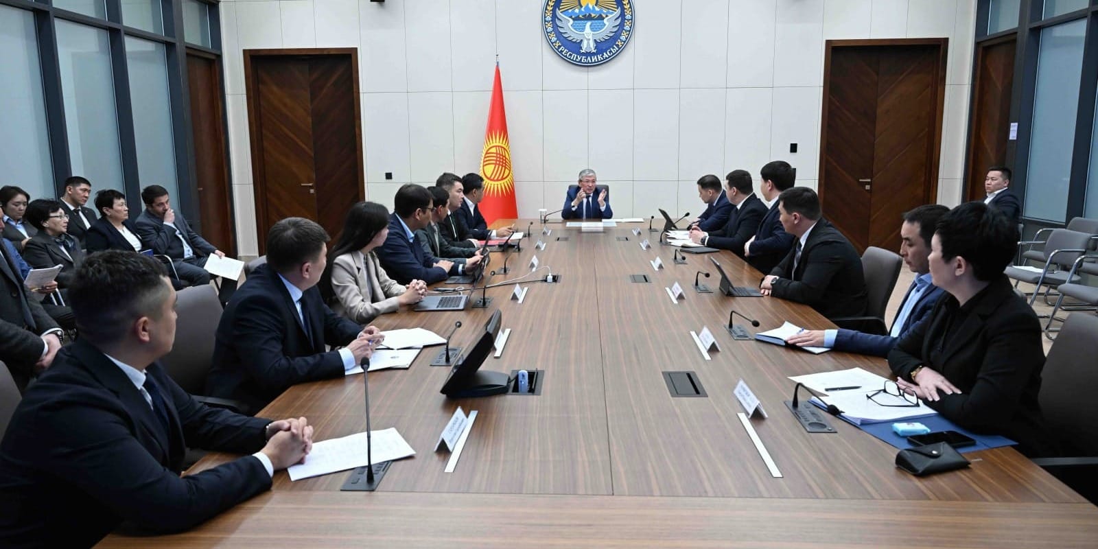 В Кыргызстане планируют внедрить электронные паспорта транспортных средств