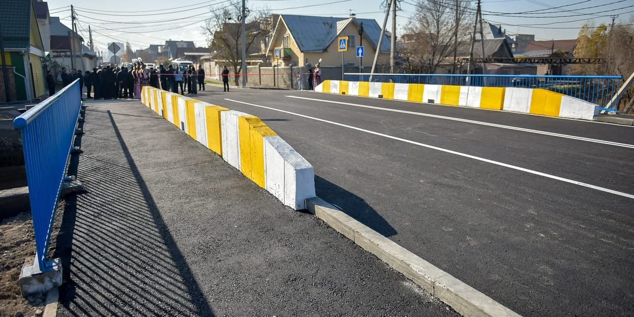 В Бишкеке открыли новый мост, соединивший улицы Шукурова и Медерова