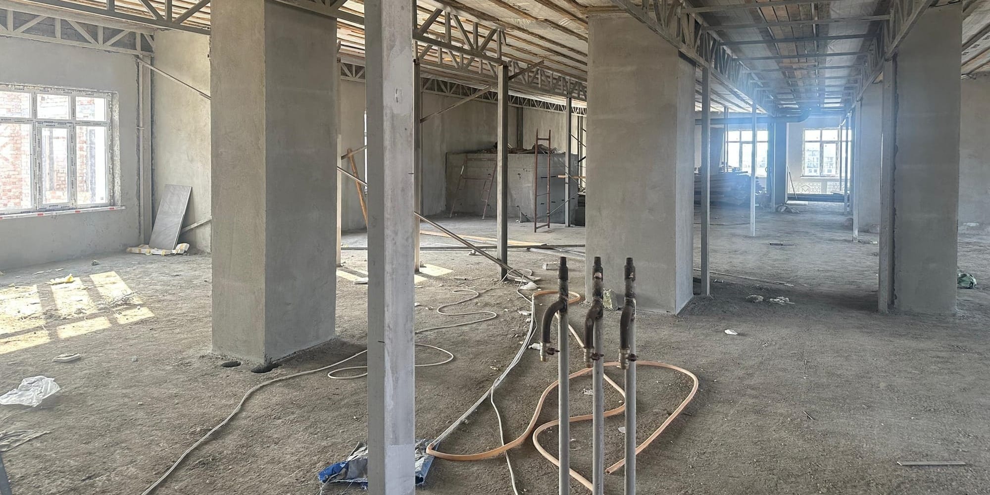 Стройкомпанию в Бишкеке оштрафовали на 423 тысячи сомов за отклонение от проекта и нарушение норм