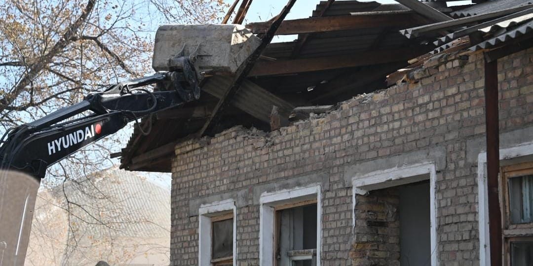 В Токмоке начато строительство новой больницы вместо устаревшего корпуса 1939 года