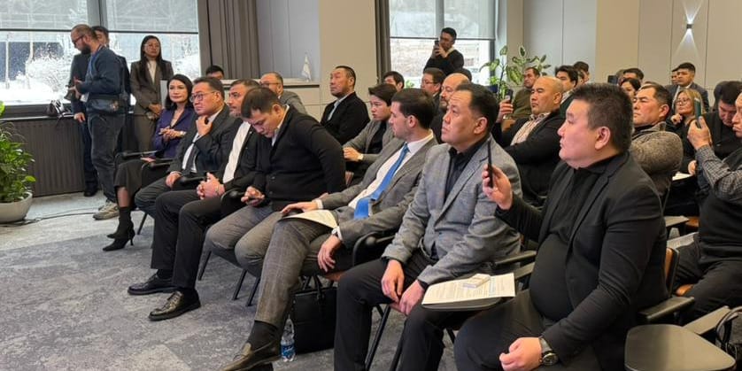 Ассоциация зеленых электростанций и госорганы определили приоритеты развития ВИЭ на 2026 год