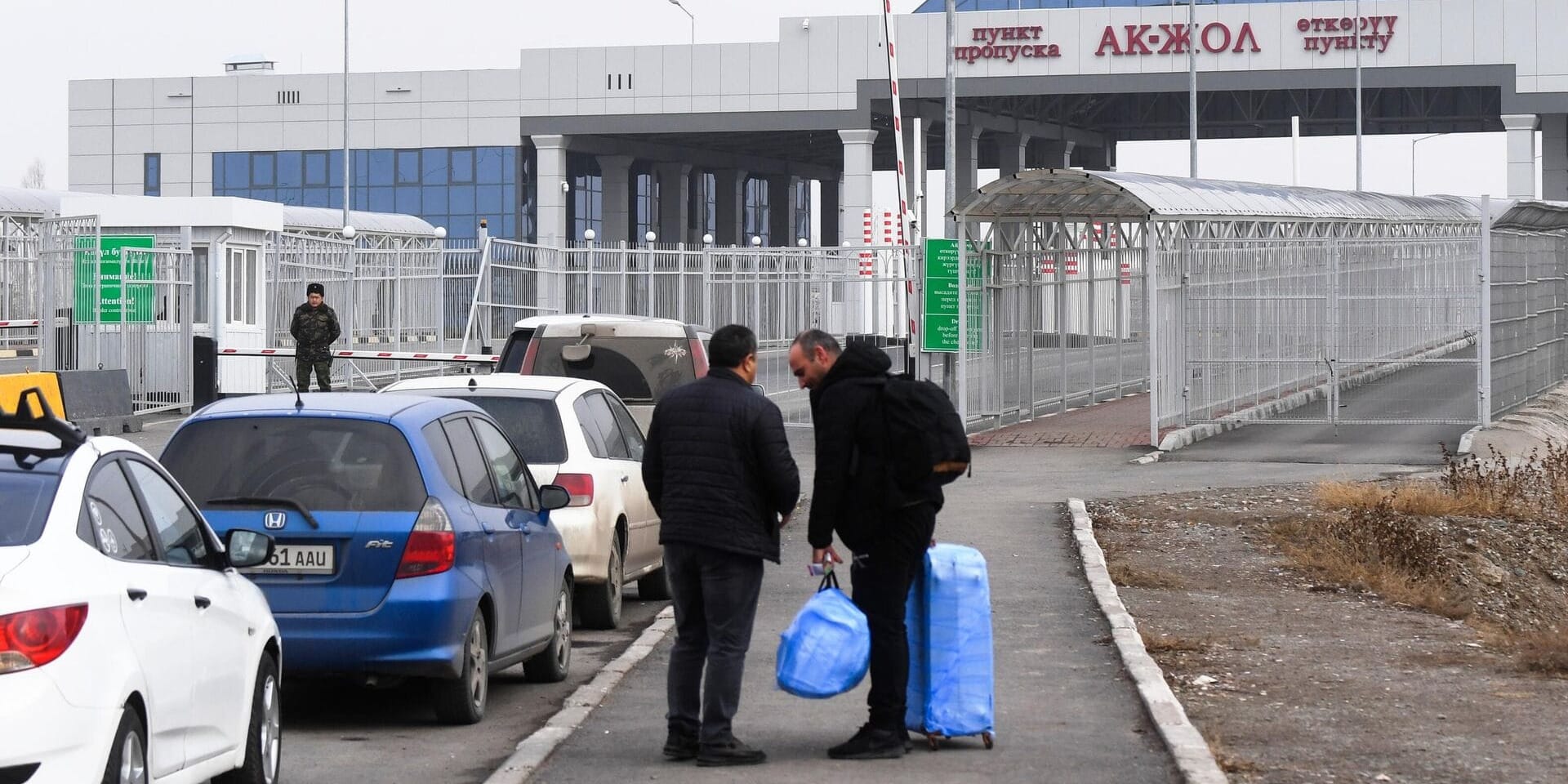 В МИД напомнили о взаимном ограничении пребывания граждан КР и РК