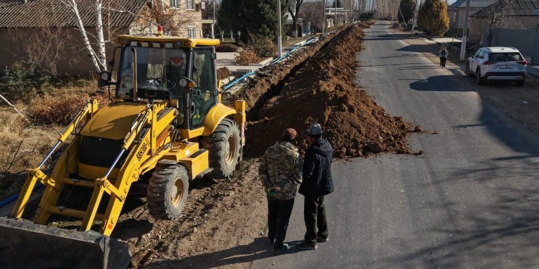 Фонд «Альянс Алтын» профинансировал обновление водопровода в селе Арашан