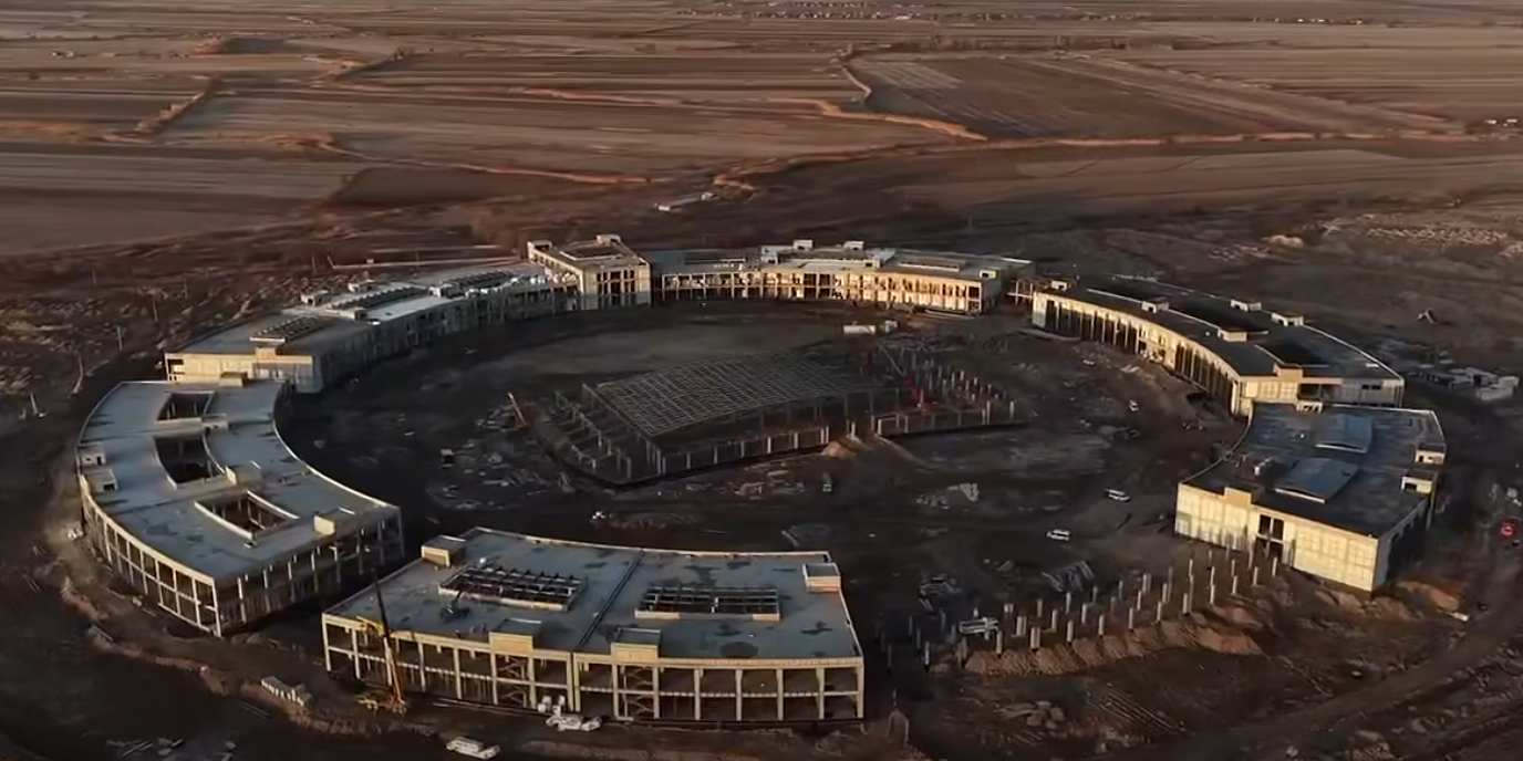 Готовность — 70%: Продажи мест на новом Ошском рынке начнутся в конце января