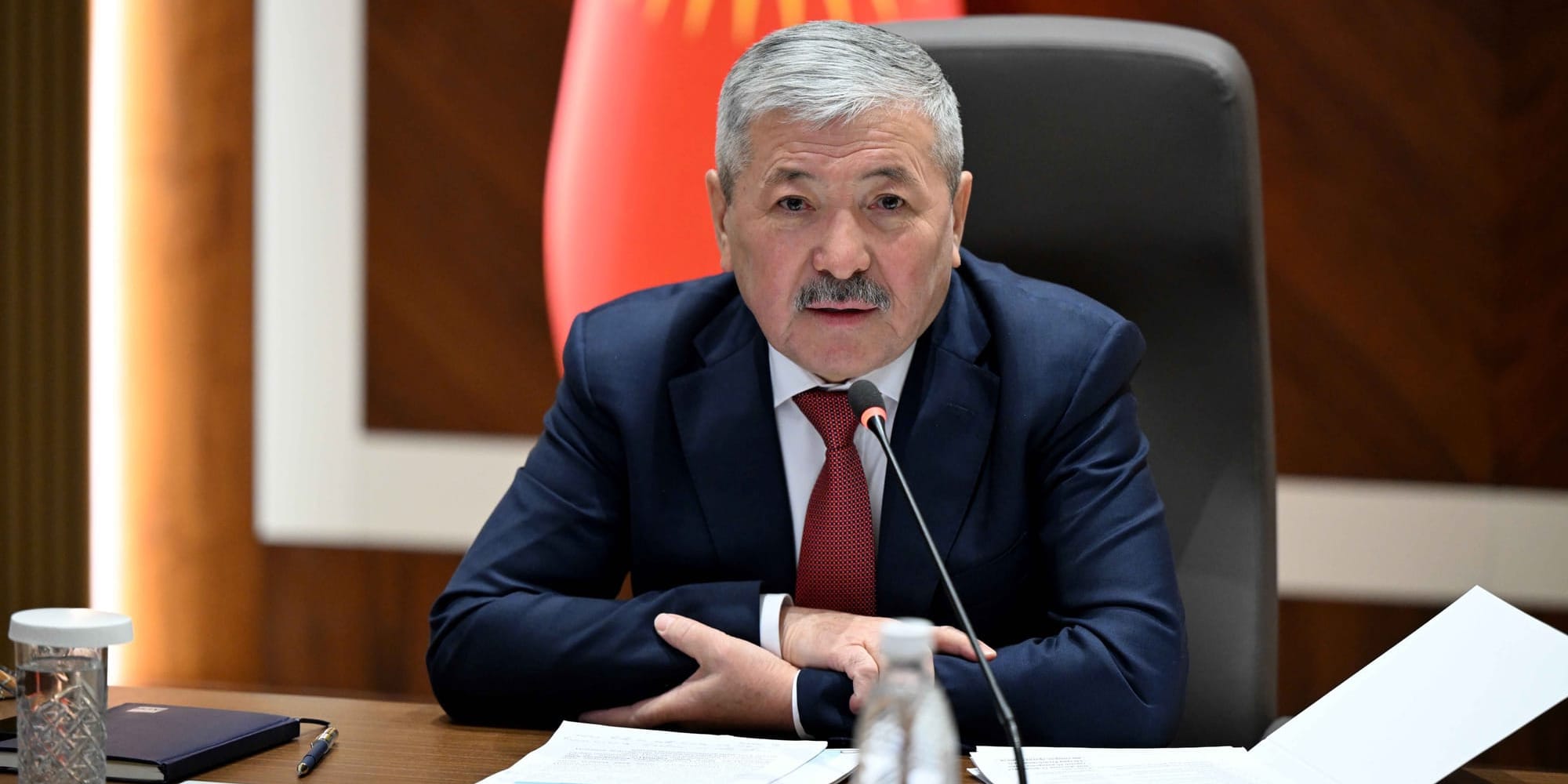 В КР внедрят «единое окно» в ВЭД и цифровизируют медосмотр призывников