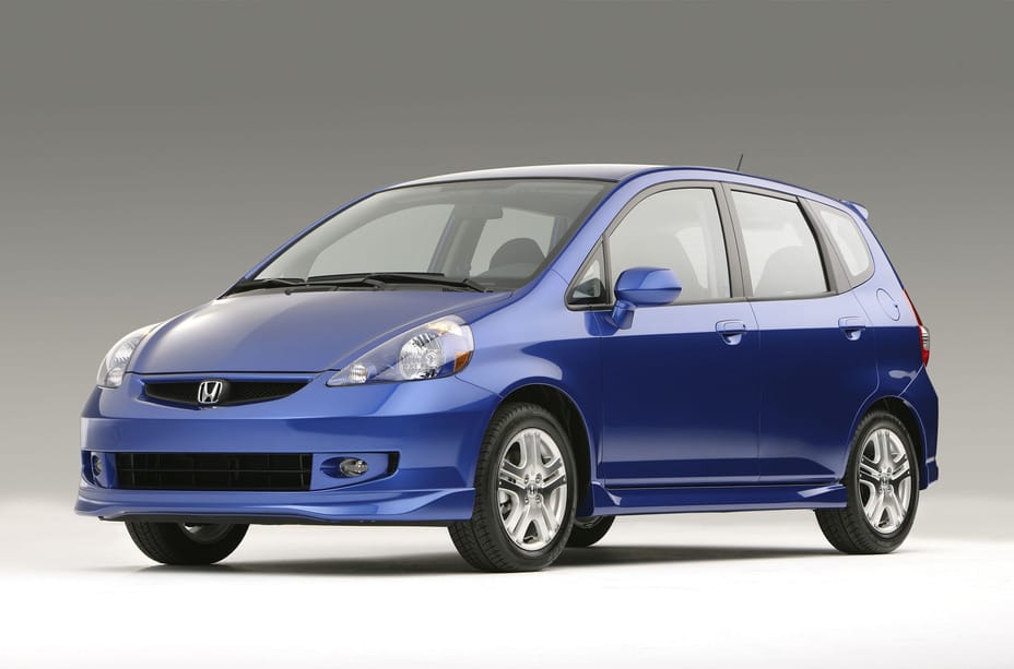 Honda Fit — пожалуй, самый известный (иногда — печально известный) хэтчбэк Кыргызстана.