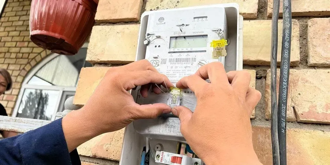 В 2026 году по стране установят 390 тысяч умных счетчиков