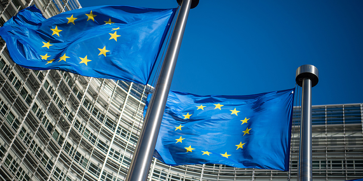 ЕС может включить в 20-й пакет санкций два банка из Кыргызстана — Reuters