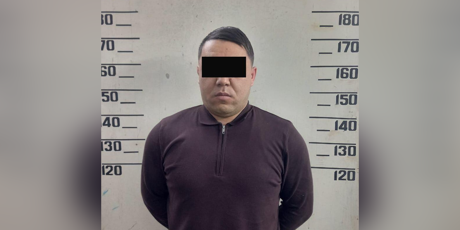 Лжемилиционеры в Оше вымогали деньги у владельца салона