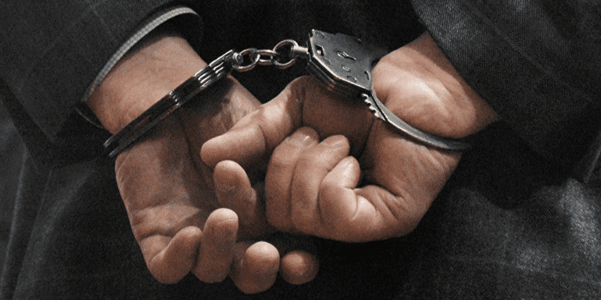 В Бишкеке задержали подозреваемых в WhatsApp-аферe на 1 млн сомов