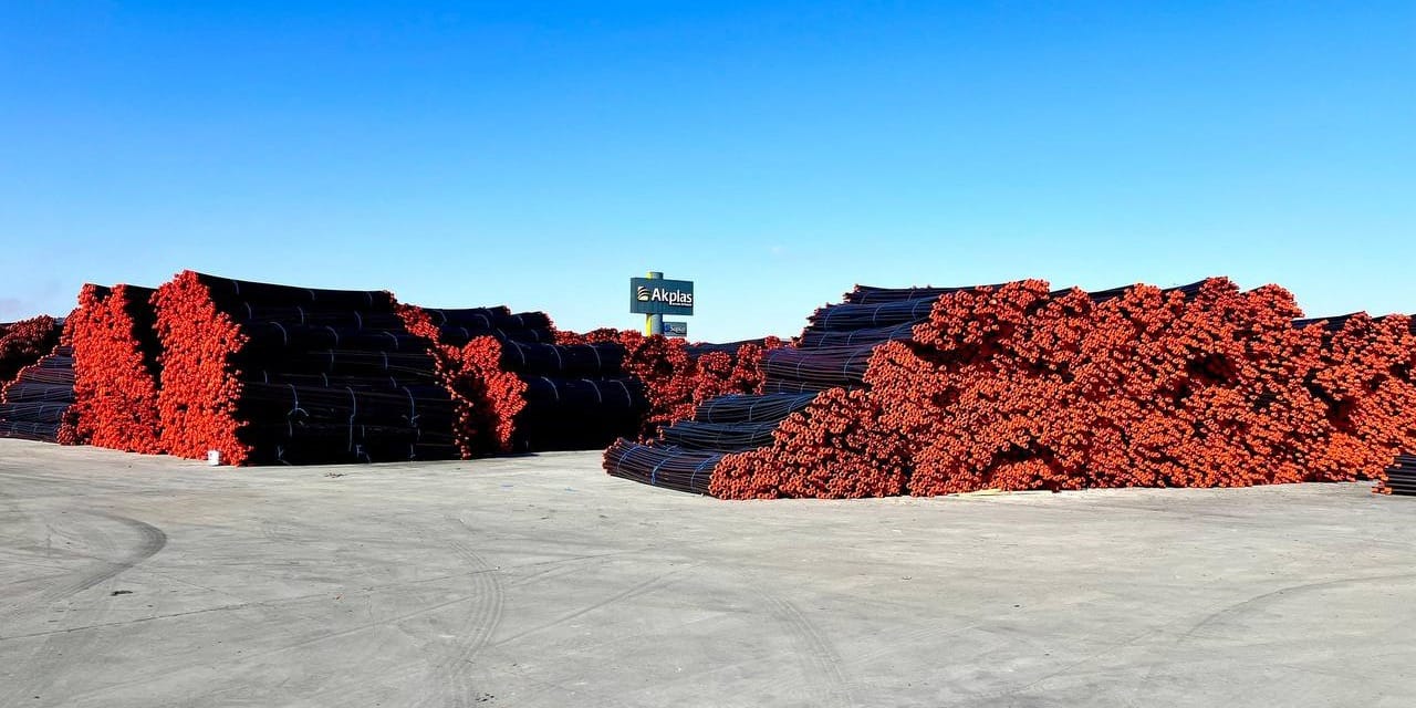 Турецкая AKPLAS построит в Чуйской области завод систем орошения