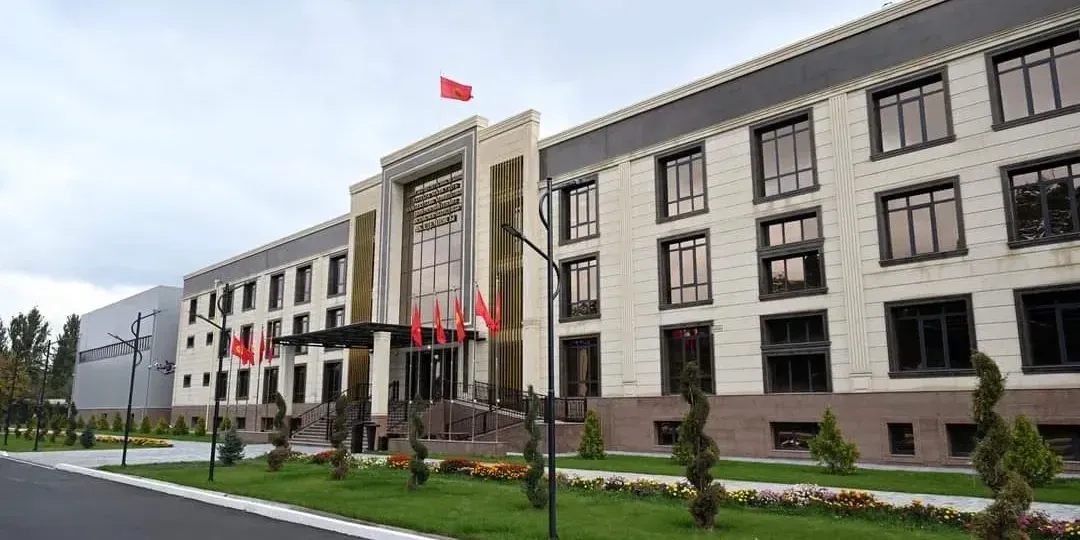 ГКНБ продлил сроки набора в академии Кыргызстана и России до 13 марта