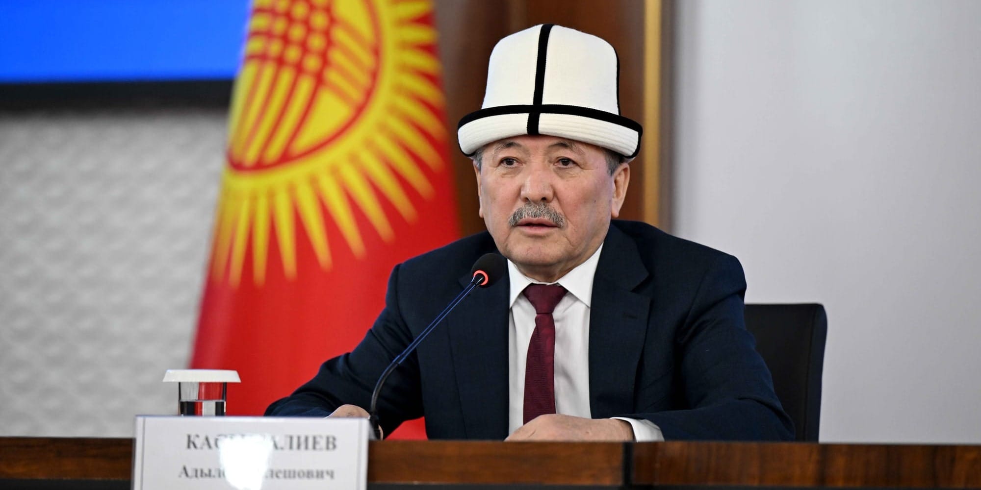 Ошу — «трояк» по промышленности: Касымалиев отчитал регион за отставание от Таласа в 2.3 раза