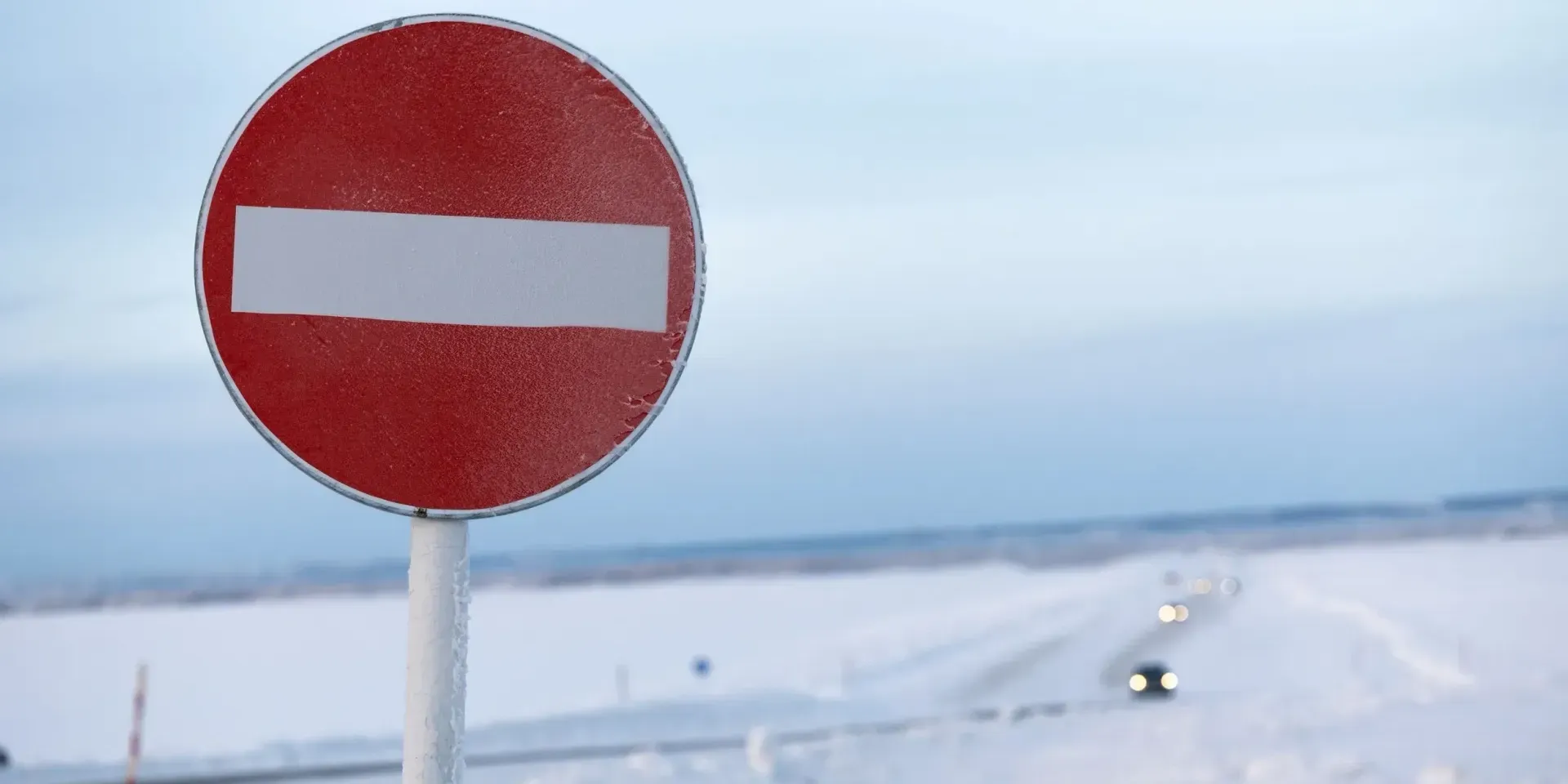 На трассе Ала-Бука — Кировка в пяти местах сошли лавины: движение полностью перекрыто