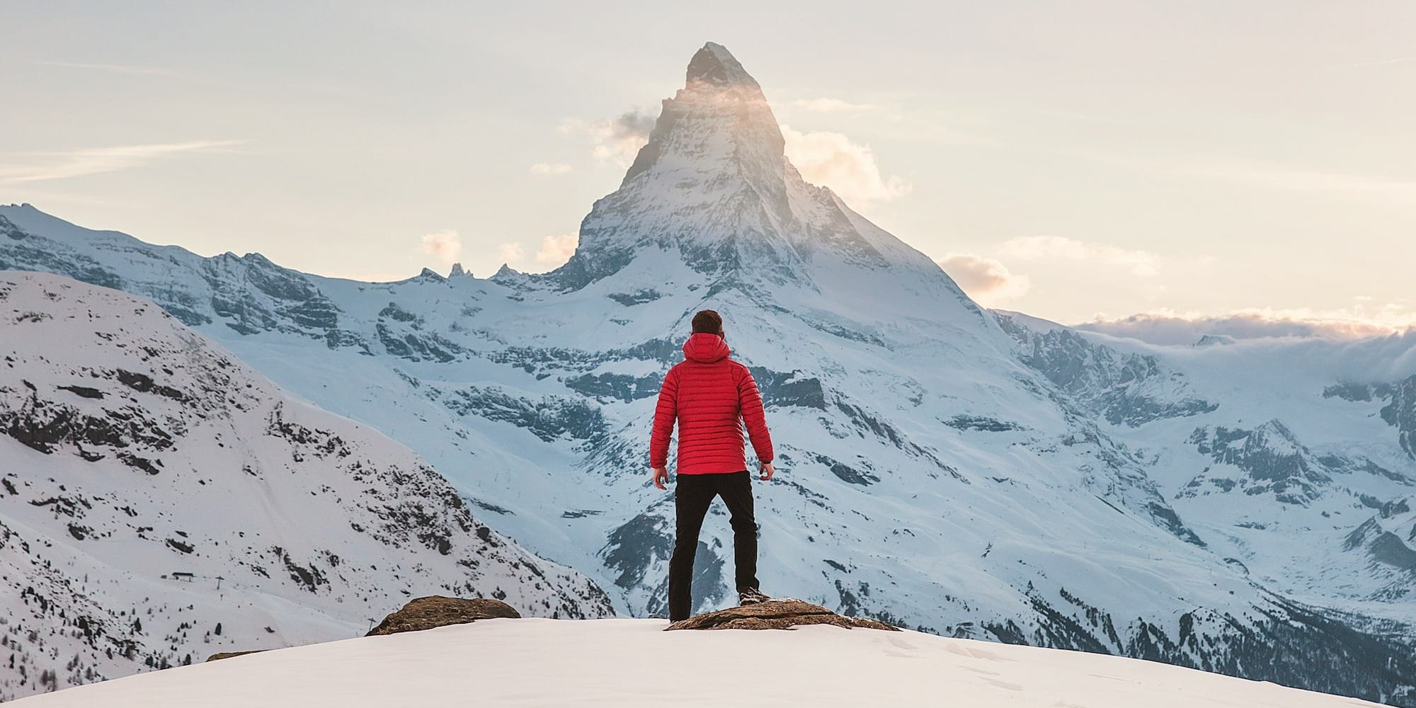 Мусор не исчезнет сам: Фонд туризма призвал беречь природу Кыргызстана