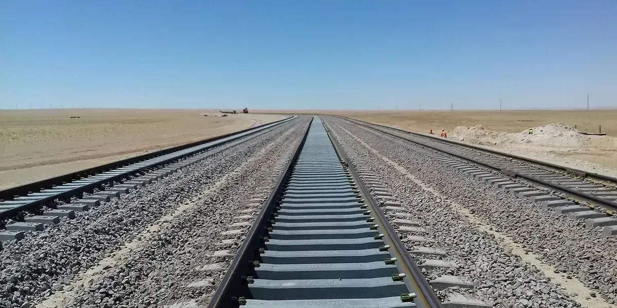 Вниманию водителей: 19 февраля в Каинды на 12 часов закроют ж/д переезд