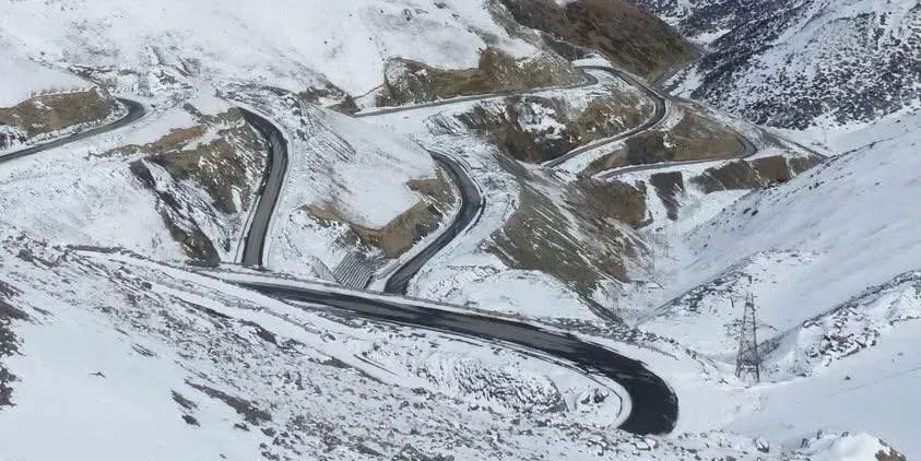 Состояние дорог в Кыргызстане на 2 марта: все трассы и перевалы открыты