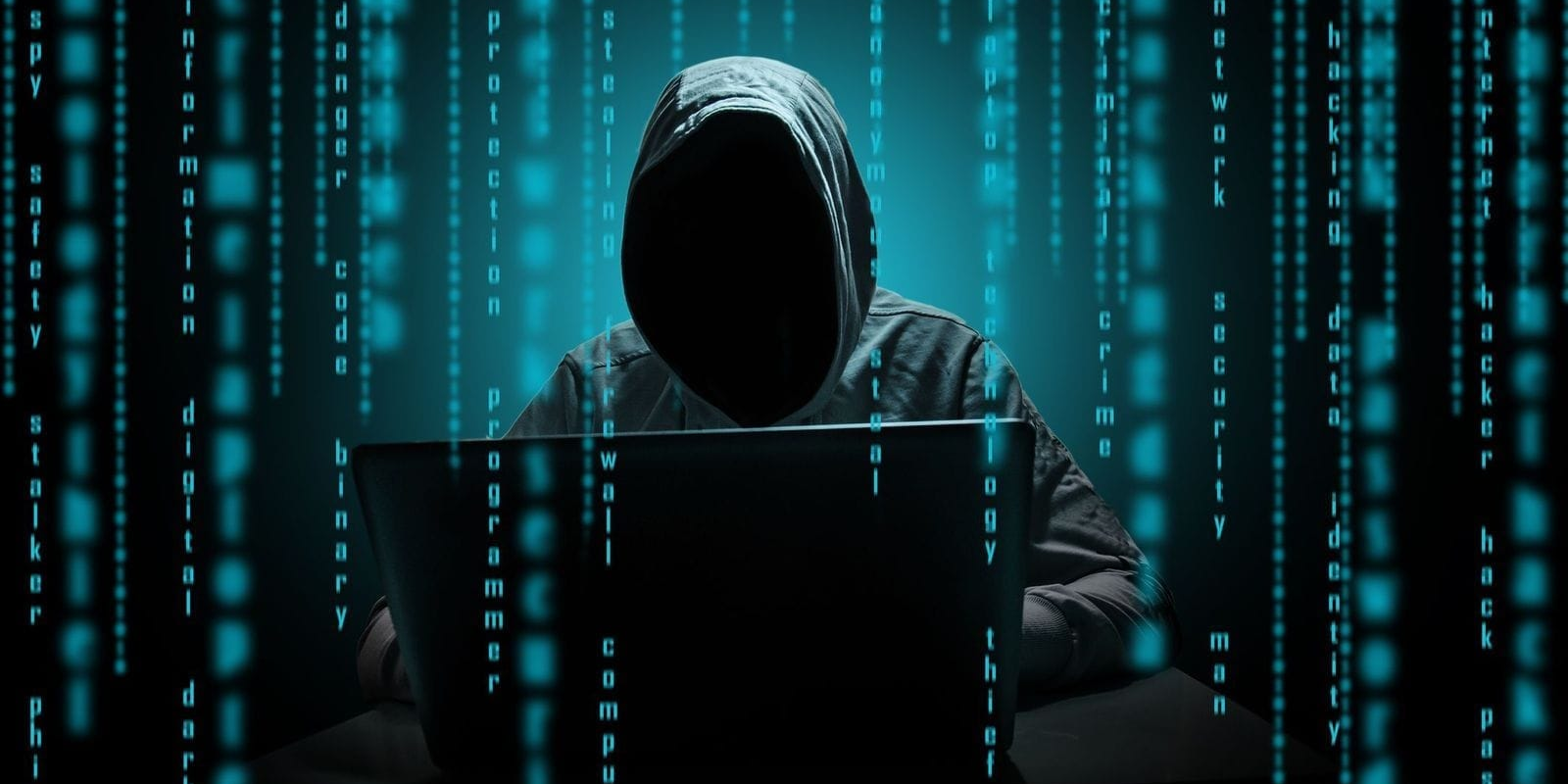 В 2025 году кибермошенники вывели 826 млн сомов у жителей КР: возвращено менее 9%