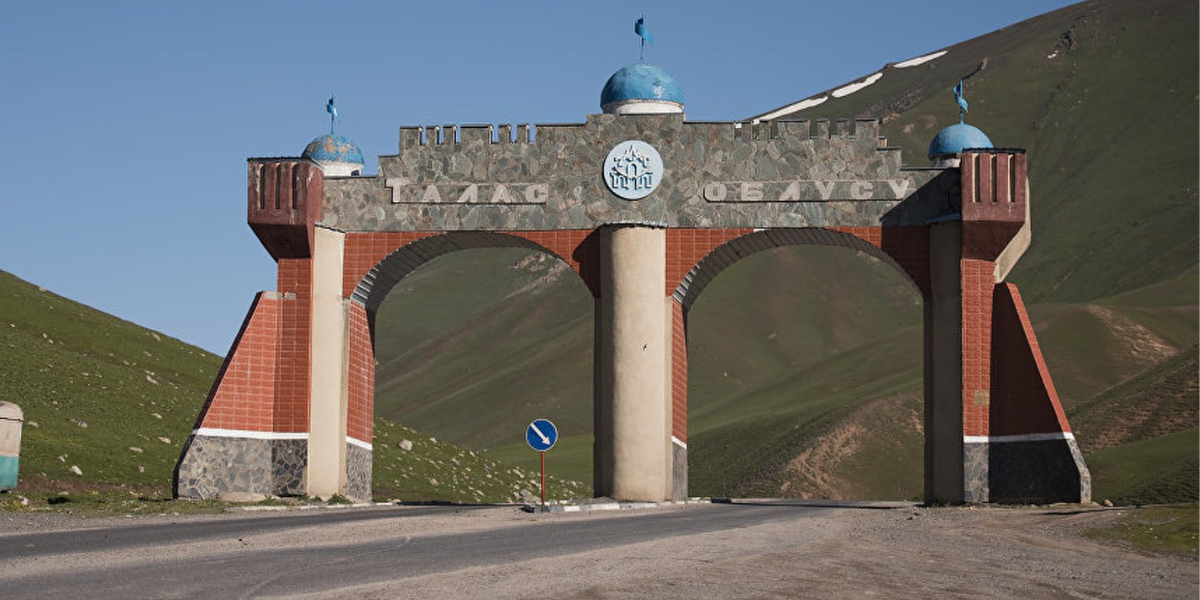 Ко Дню независимости Кыргызстана в Таласской области обновят 220 км дорог