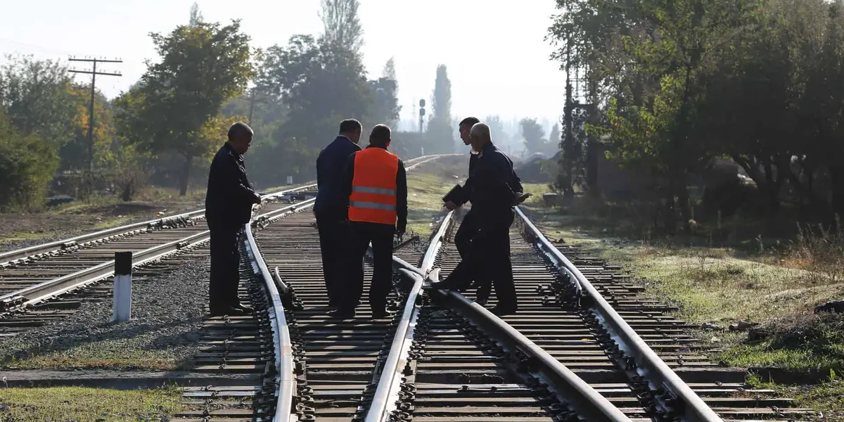 В Беловодском 6 марта временно закроют железнодорожный переезд