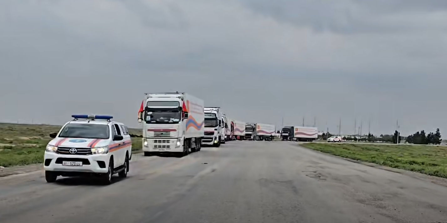 Семь фур МЧС Кыргызстана прибыли в Серахс с гуманитарным грузом для Ирана
