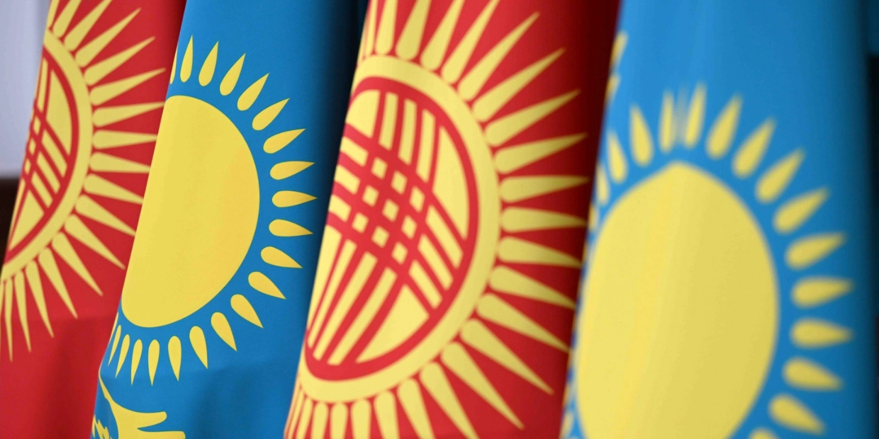 Садыр Жапаров закон 2026, граница Кыргызстан Казахстан, КПП Төмөнкү-Чүй, КПП Кичи-Капка, международные пункты пропуска КР.