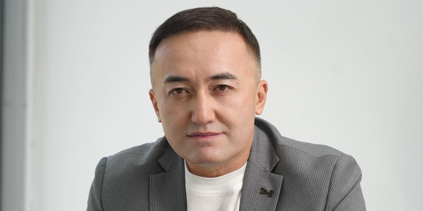 Экс-главе НТРК Илиму Карыпбекову пожизненно запретили въезд в Россию