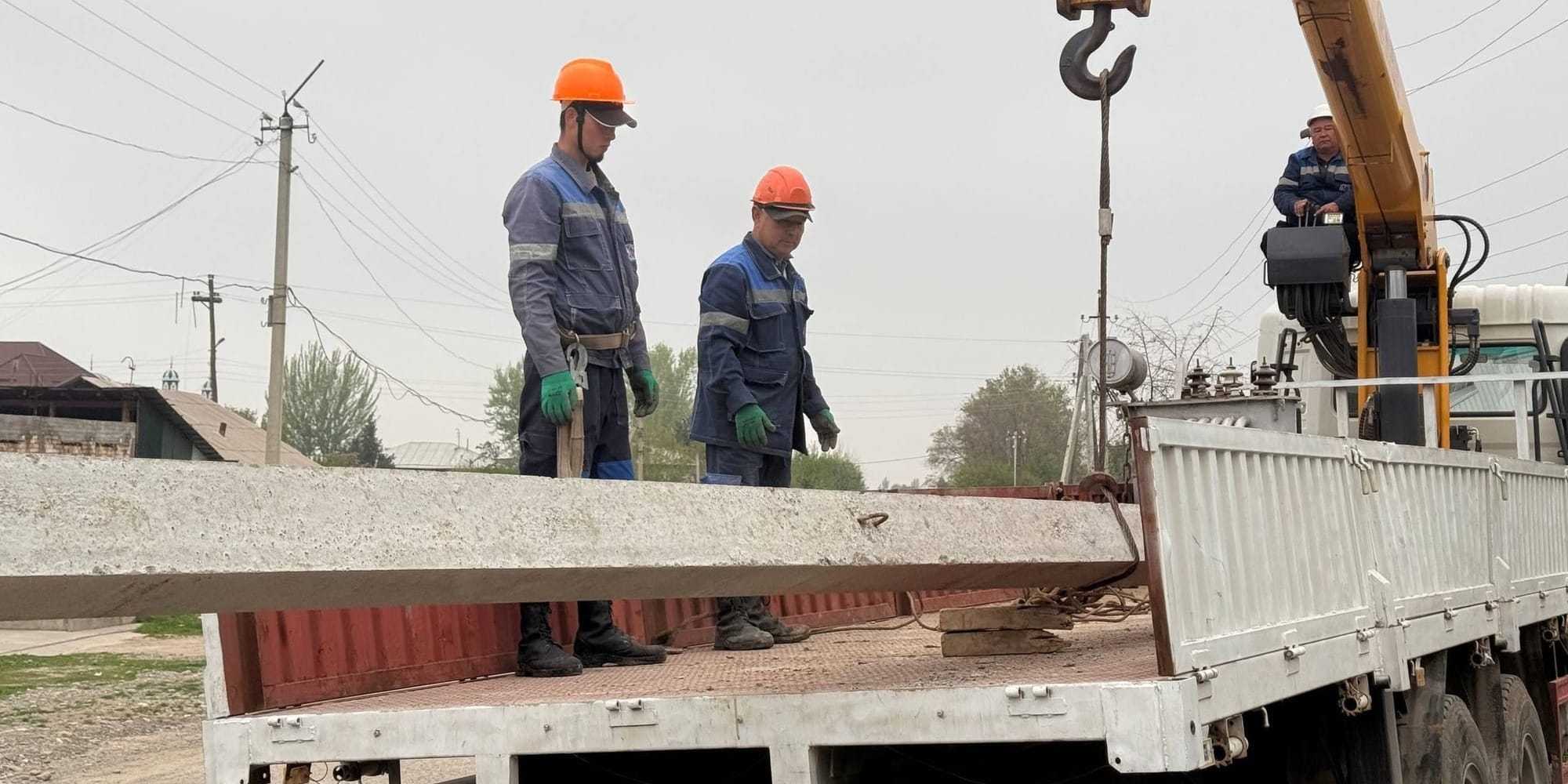 Кара-Суу готовят к зиме: новые трансформаторы и линии должны сократить потери на 80%